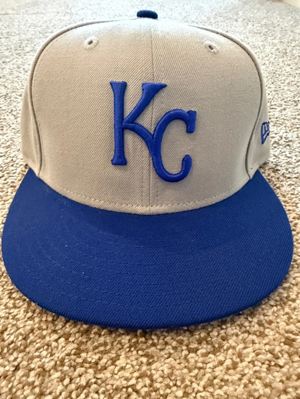 New Era Kansas City fitted Hat in Gray and Royal Blue size 7 1/8 - Picture 1 of 2